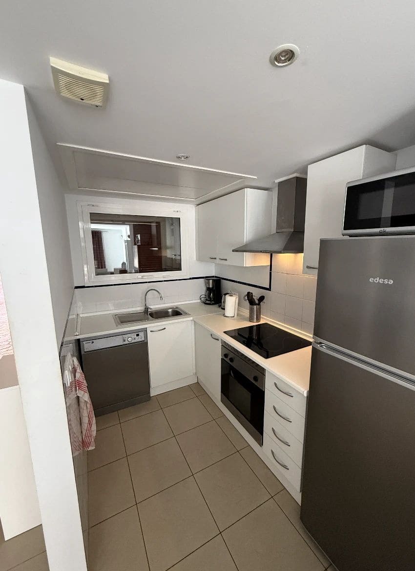 2 slaapkamer Appartement te koop in Playa Flamenca met zwembad - € 174.900 (Ref: 9614129)