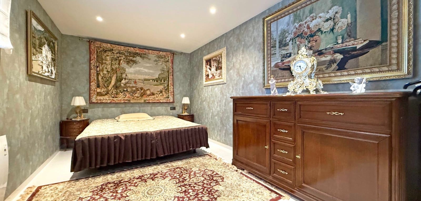 3 makuuhuone Huvila myytävänä paikassa Villamartin mukana uima-altaan - 475 000 € (Ref: 9623264)