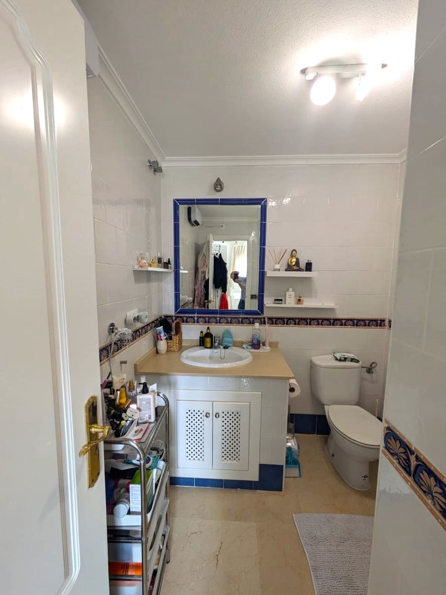 2 bedroom Apartment for sale in Playa Flamenca with pool garage - € 176,000 (Ref: 9638122)