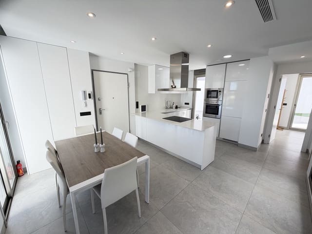 4 camera da letto Villa in vendita in Villamartin, Orihuela con piscina garage - 595.000 € (Rif: 9639860)