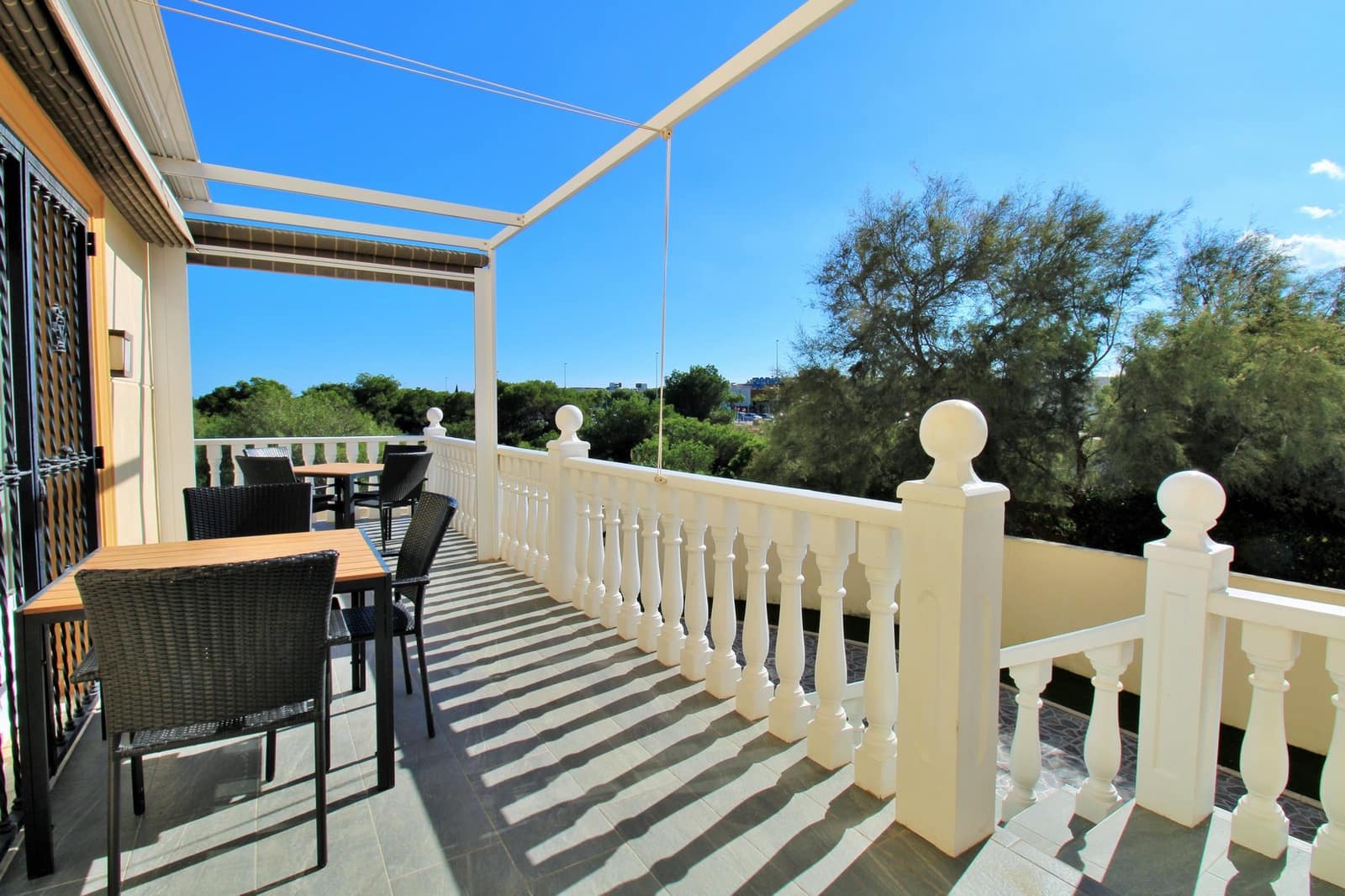 4 sovrum Villa till salu i Playa Flamenca - 379 000 € (Ref: 9650537)