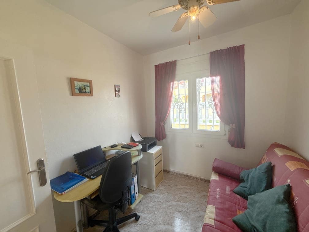 3 soveværelse Byhus til salg i Cabo Roig med swimmingpool garage - € 229.950 (Ref: 9650539)