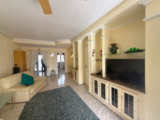 3 soveværelse Byhus til salg i Cabo Roig, Orihuela med swimmingpool garage - € 229.950 (Ref: 9650539)