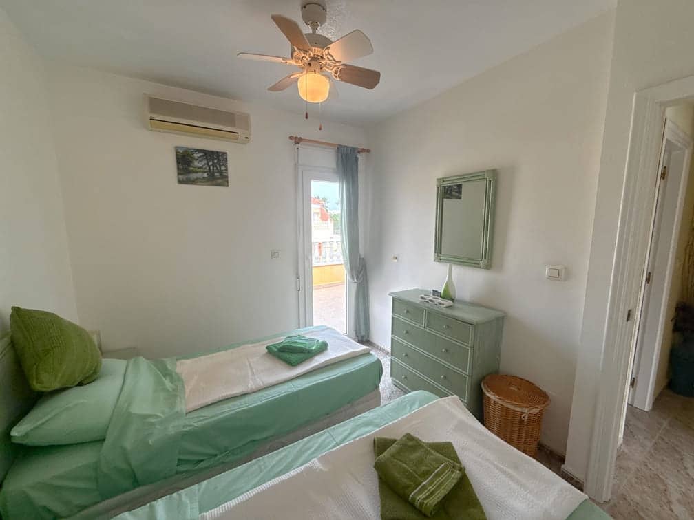 3 soveværelse Byhus til salg i Cabo Roig med swimmingpool garage - € 229.950 (Ref: 9650539)