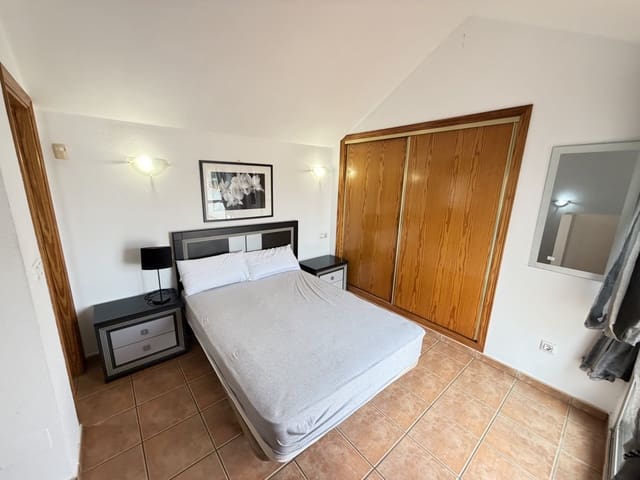 2 soveværelse Byhus til salg i Cabo Roig, Orihuela med swimmingpool garage - € 235.000 (Ref: 9650540)