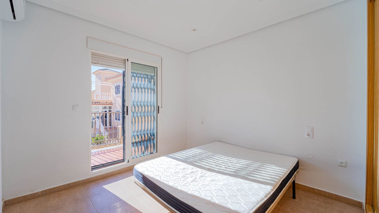 2 soverom Hus til salgs i Los Altos med svømmebasseng - € 199 000 (Ref: 9657077)