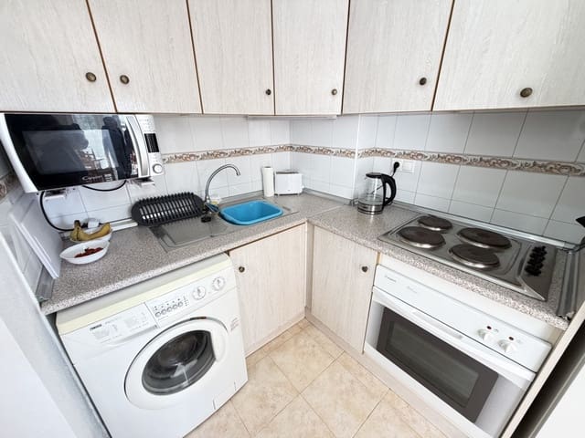 Apartamento de 2 habitaciones en La Zenia, Orihuela en venta con piscina - 175.000 € (Ref: 9665586)