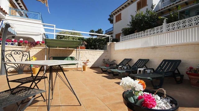 2 soverom Hus til salgs i Mil Palmeras, Orihuela med svømmebasseng - € 235 000 (Ref: 9678222)