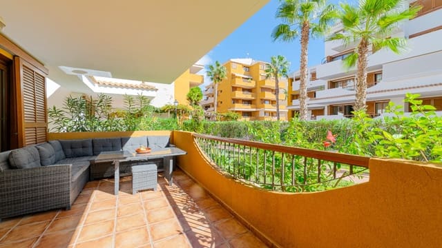 2 chambre Appartement à vendre à Punta Prima, Torrevieja avec piscine garage - 260 000 € (Ref: 9678224)