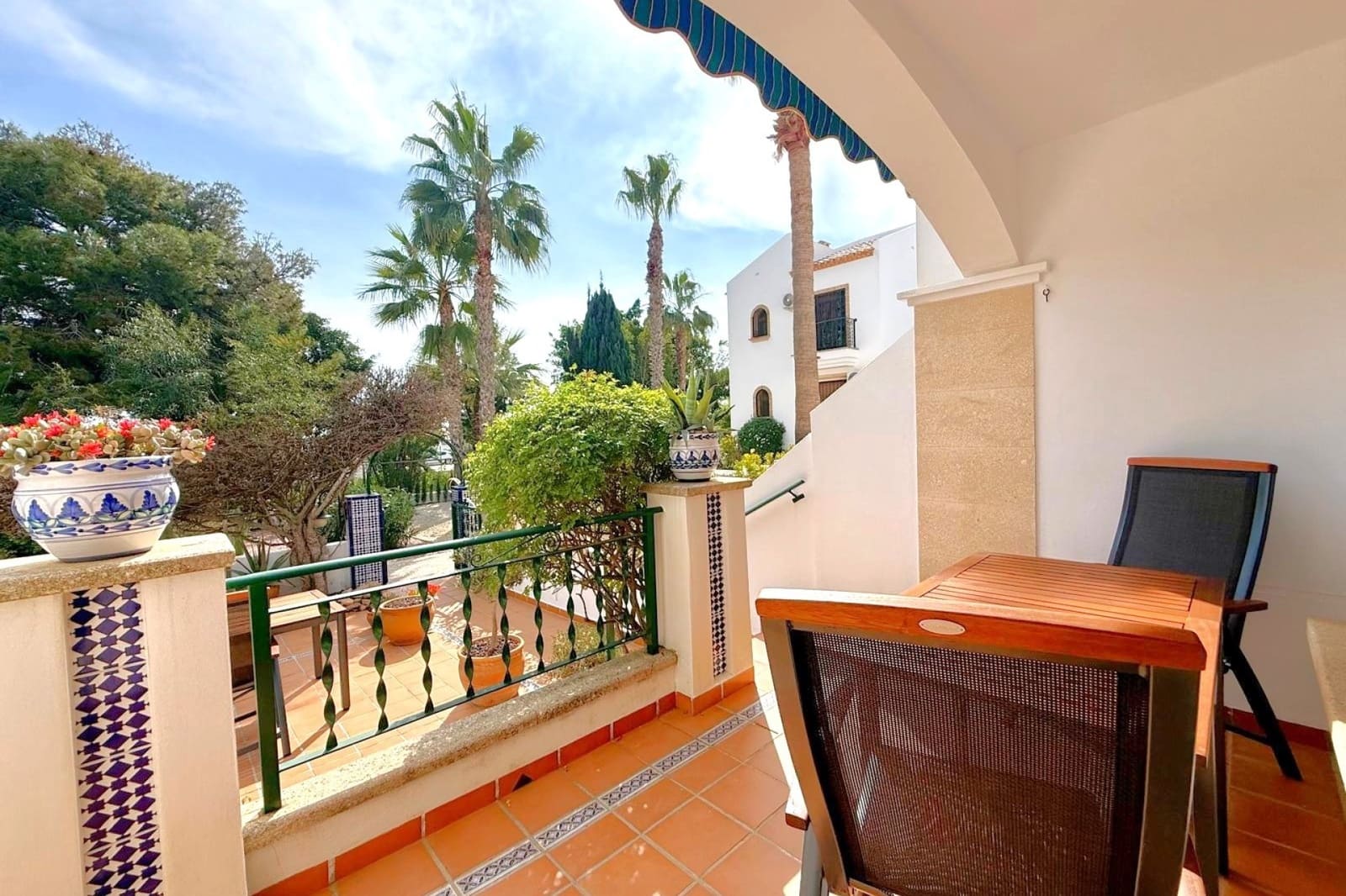 3 slaapkamer Huis te koop in Villamartin met zwembad - € 275.000 (Ref: 9679236)