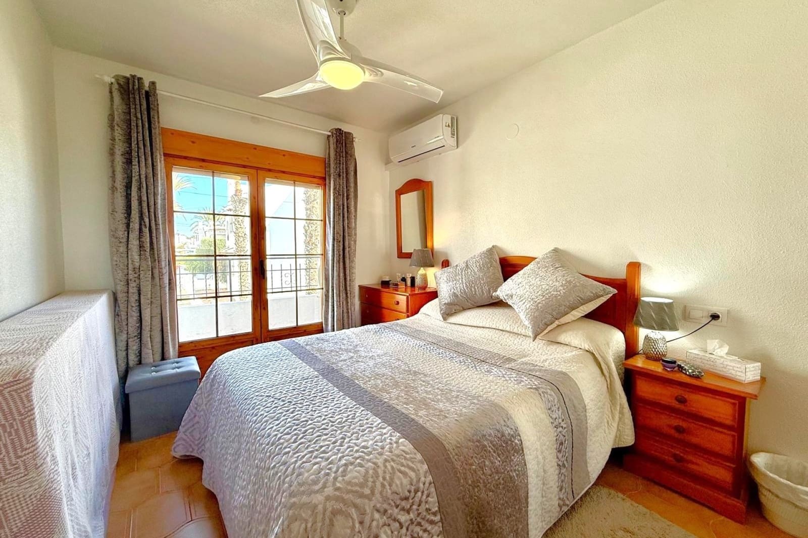 2 slaapkamer Huis te koop in Villamartin met zwembad - € 225.000 (Ref: 9679237)