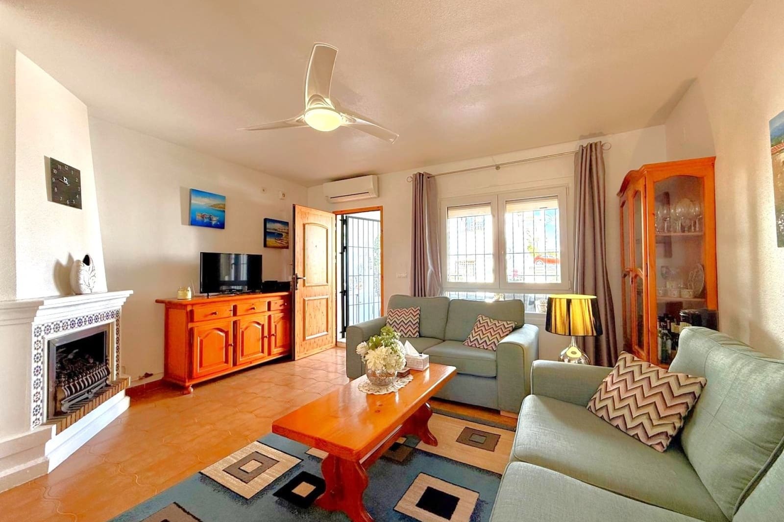 2 slaapkamer Huis te koop in Villamartin met zwembad - € 225.000 (Ref: 9679237)