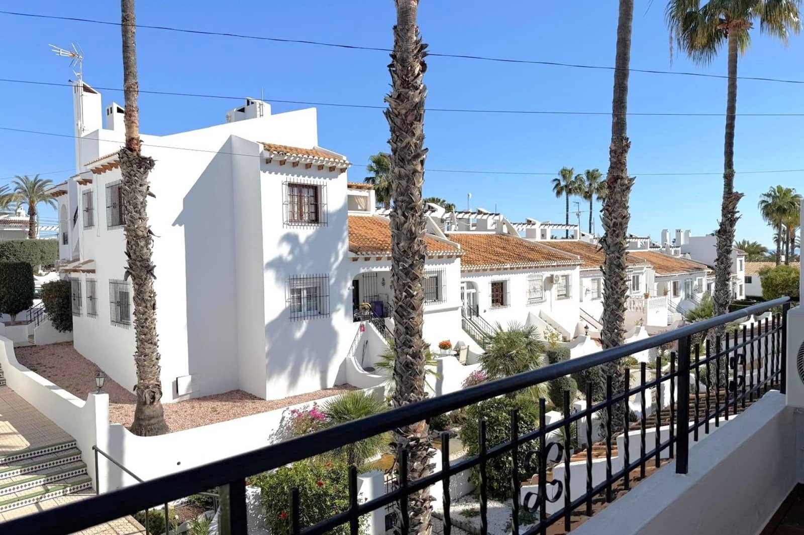 2 slaapkamer Huis te koop in Villamartin met zwembad - € 225.000 (Ref: 9679237)