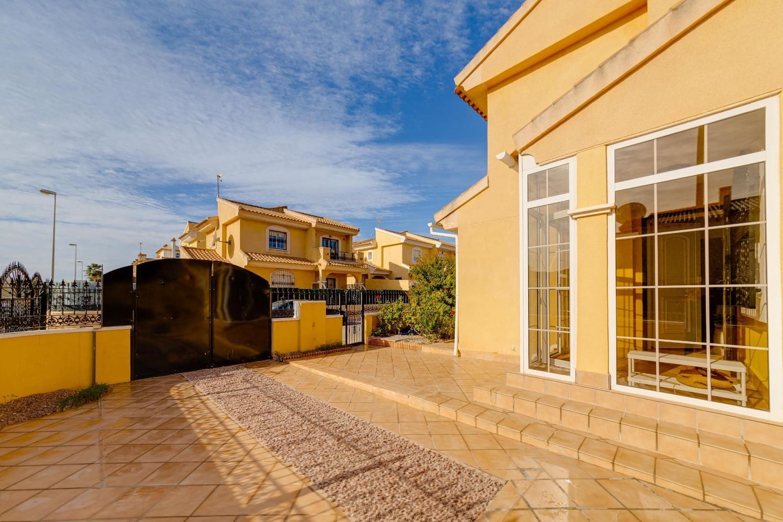 3 sovrum Villa till salu i Playa Flamenca med pool garage - 379 900 € (Ref: 9679238)