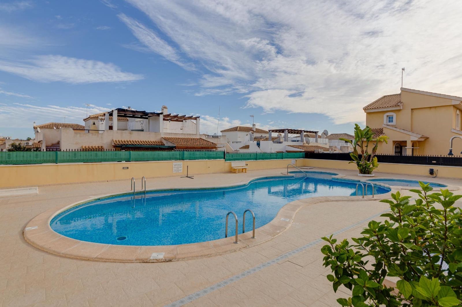 3 sovrum Villa till salu i Playa Flamenca med pool garage - 379 900 € (Ref: 9679238)