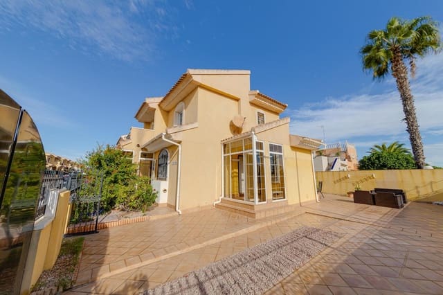 3 sovrum Villa till salu i Playa Flamenca, Orihuela med pool garage - 379 900 € (Ref: 9679238)