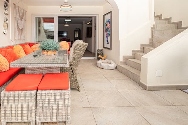 2 quarto Casa em Banda para venda em Las Ramblas Golf, Orihuela com piscina garagem - 289 000 € (Ref: 9681435)