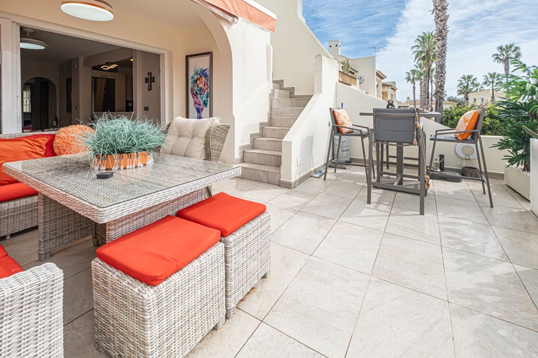 2 quarto Casa em Banda para venda em Las Ramblas Golf com piscina garagem - 289 000 € (Ref: 9681435)