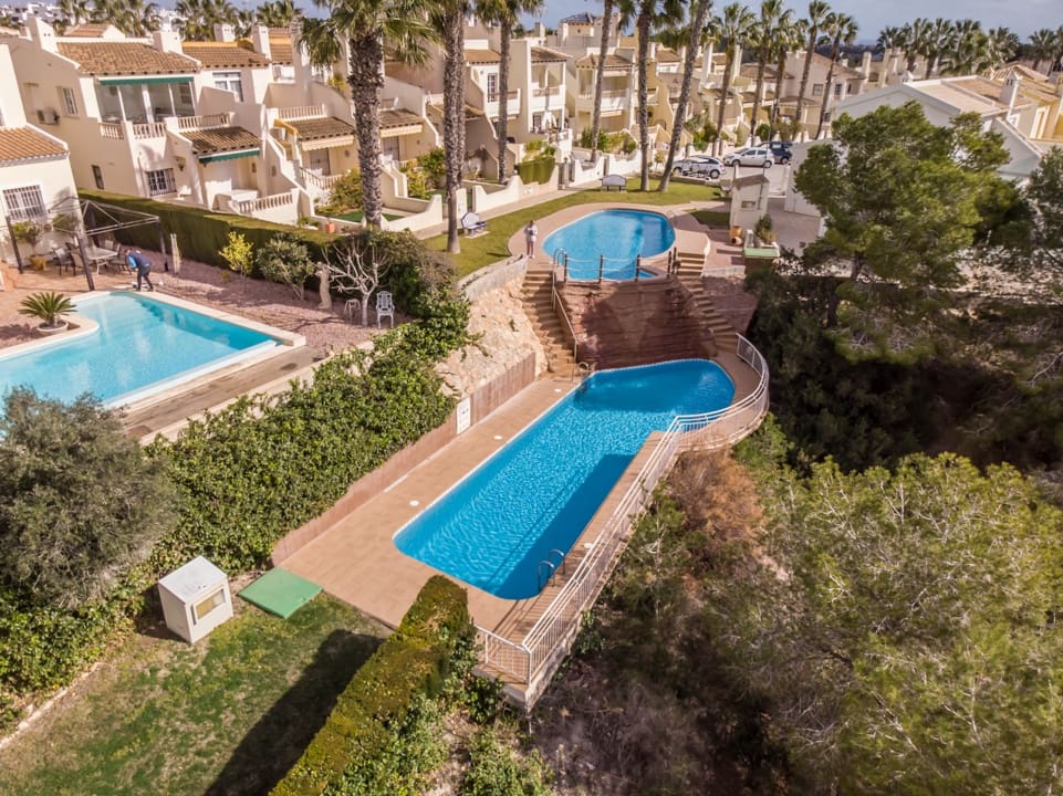 2 quarto Casa em Banda para venda em Las Ramblas Golf com piscina garagem - 289 000 € (Ref: 9681435)