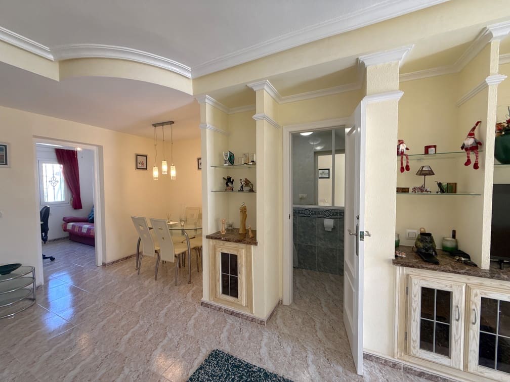 3 soveværelse Byhus til salg i Cabo Roig med swimmingpool garage - € 229.950 (Ref: 9694118)