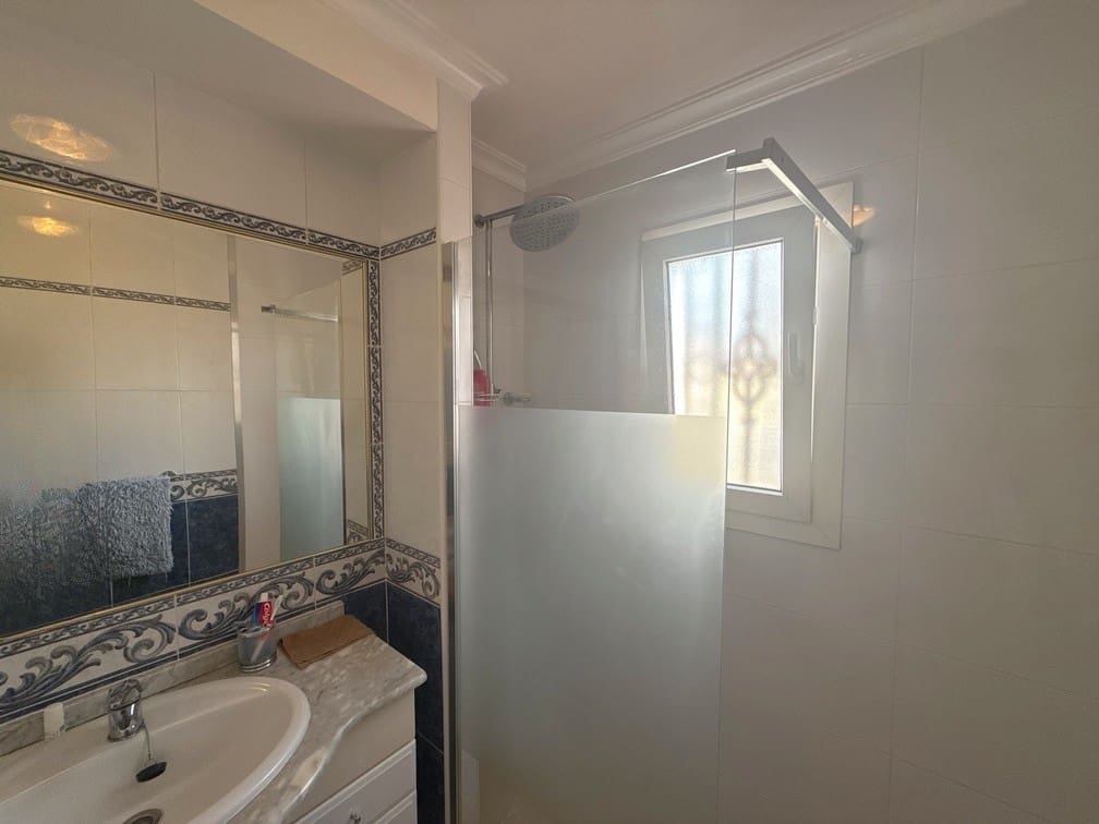 3 soveværelse Byhus til salg i Cabo Roig med swimmingpool garage - € 229.950 (Ref: 9694118)