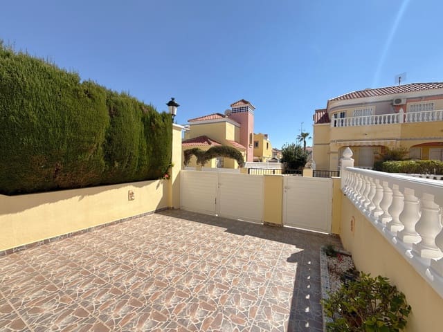 3 soveværelse Byhus til salg i Cabo Roig, Orihuela med swimmingpool garage - € 229.950 (Ref: 9694118)
