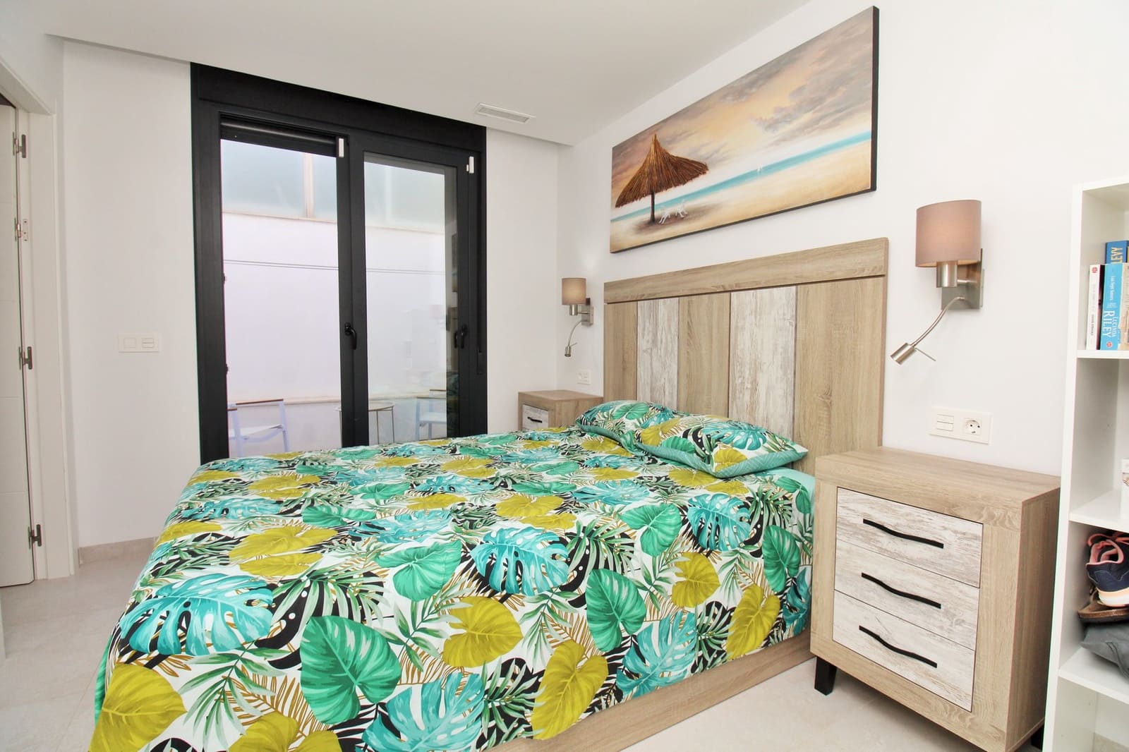 Casa de 2 habitaciones en Villamartin en venta con piscina - 294.990 € (Ref: 9702445)