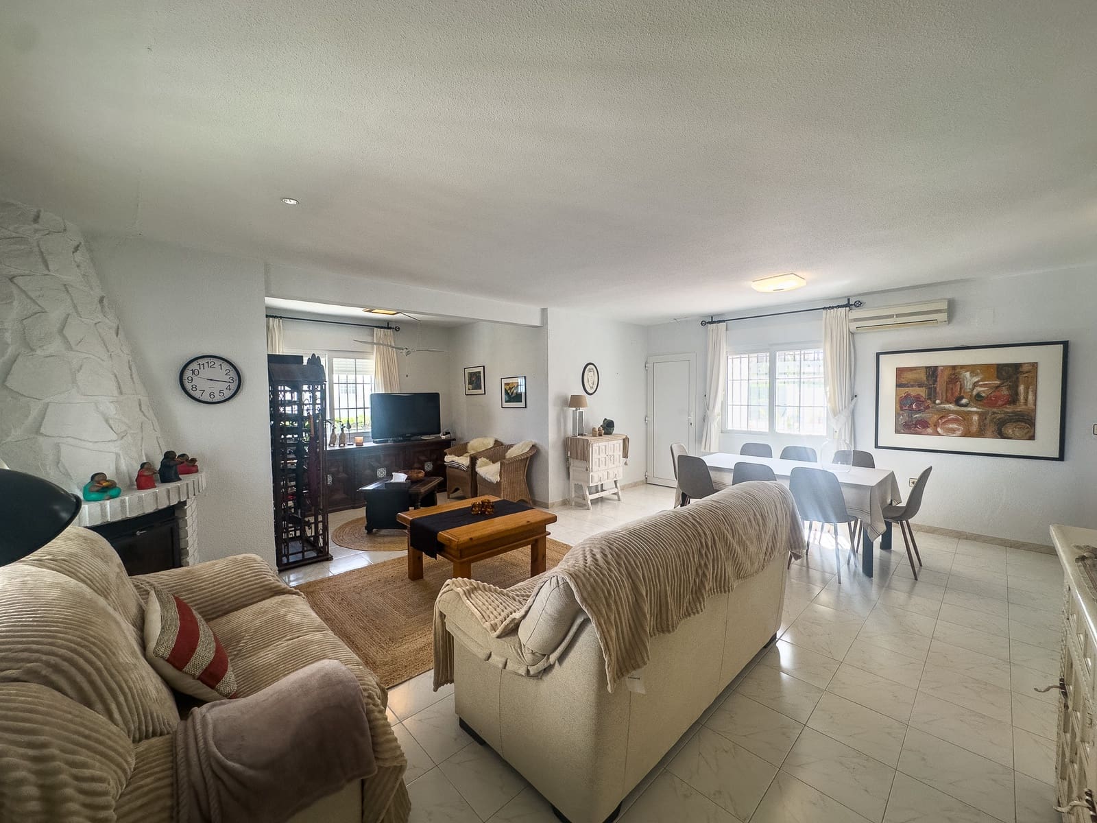 4 soveværelse Villa til salg i Playa Flamenca med swimmingpool garage - € 1.500.000 (Ref: 9703279)