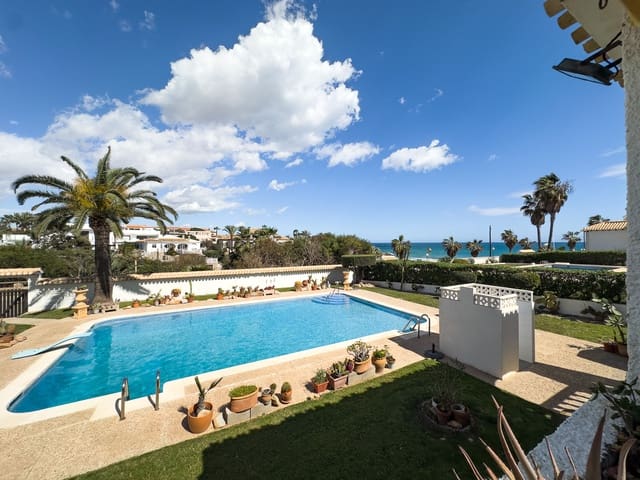 4 soveværelse Villa til salg i Playa Flamenca, Orihuela med swimmingpool garage - € 1.500.000 (Ref: 9703279)