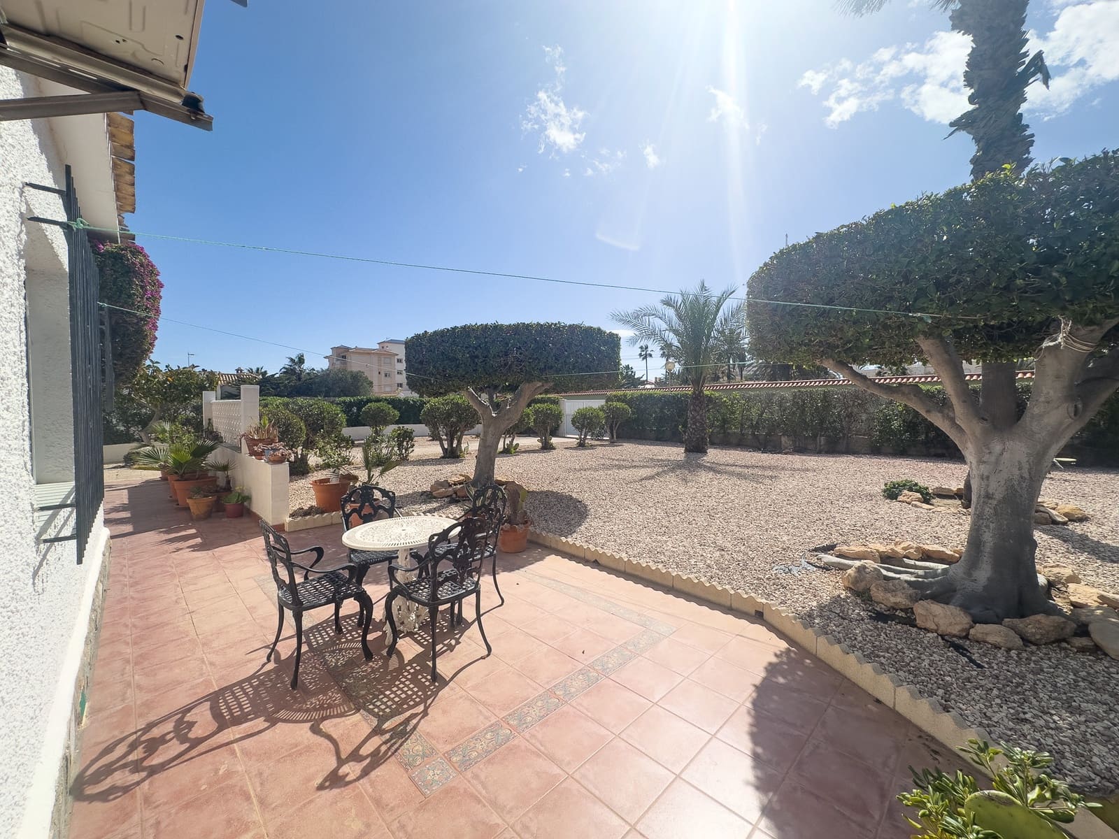 4 soveværelse Villa til salg i Playa Flamenca med swimmingpool garage - € 1.500.000 (Ref: 9703279)