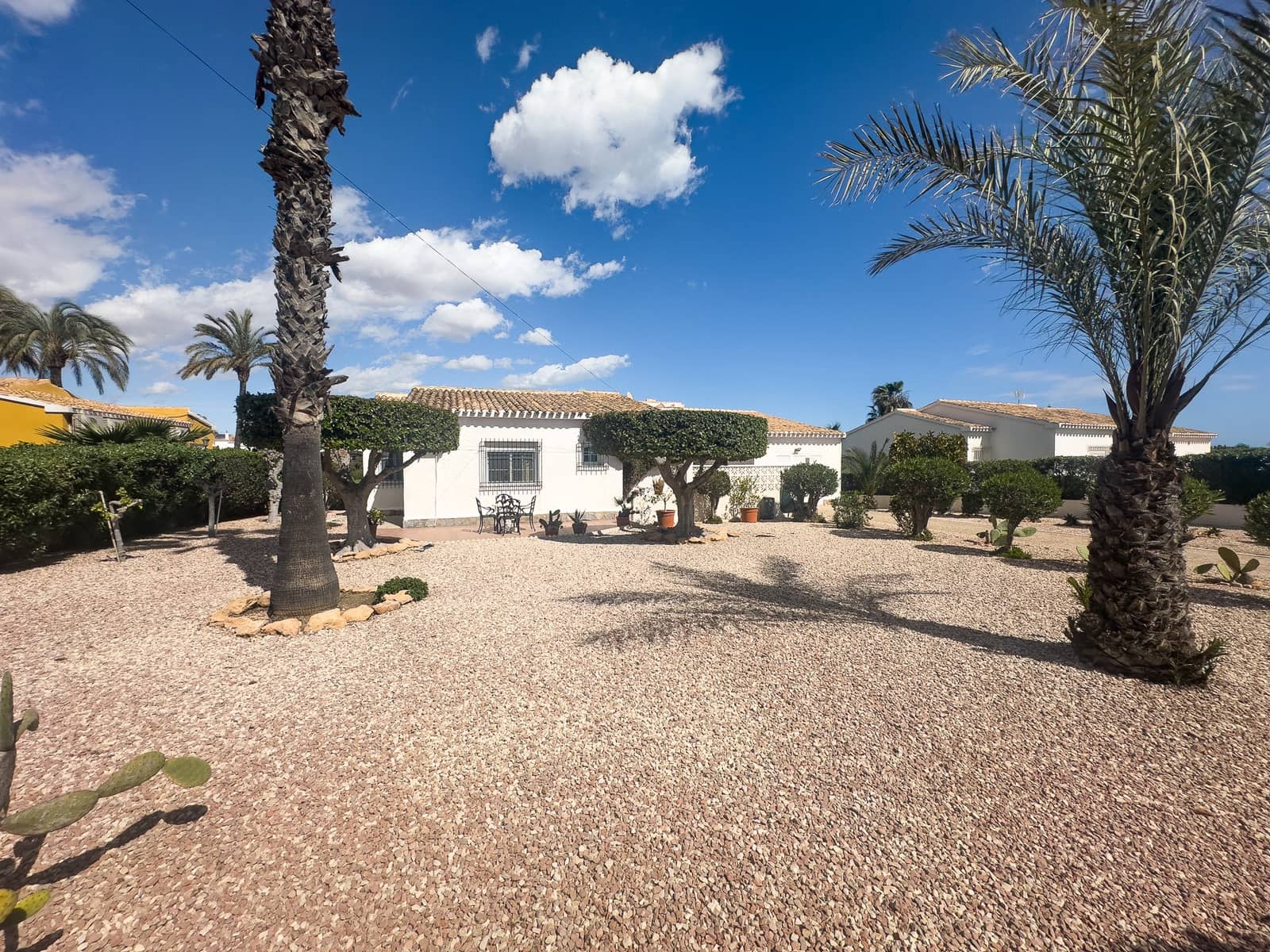 4 soveværelse Villa til salg i Playa Flamenca med swimmingpool garage - € 1.500.000 (Ref: 9703279)