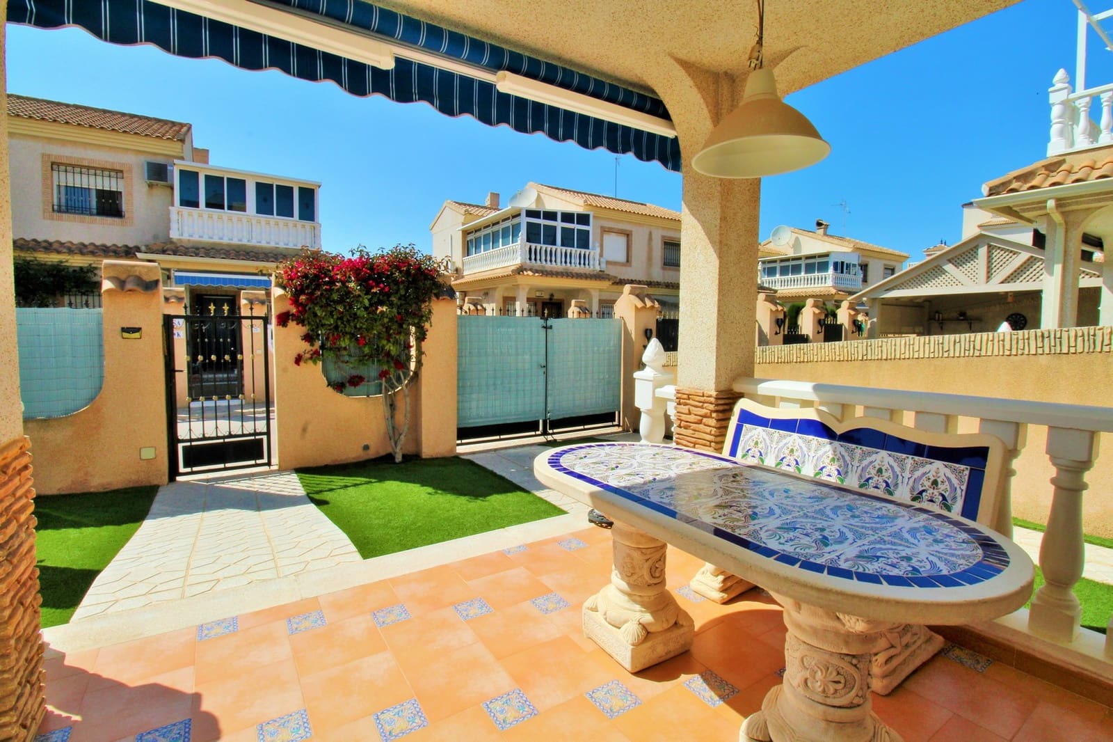 3 bedroom Townhouse for sale in Playa Flamenca - € 249,950 (Ref: 9729530)