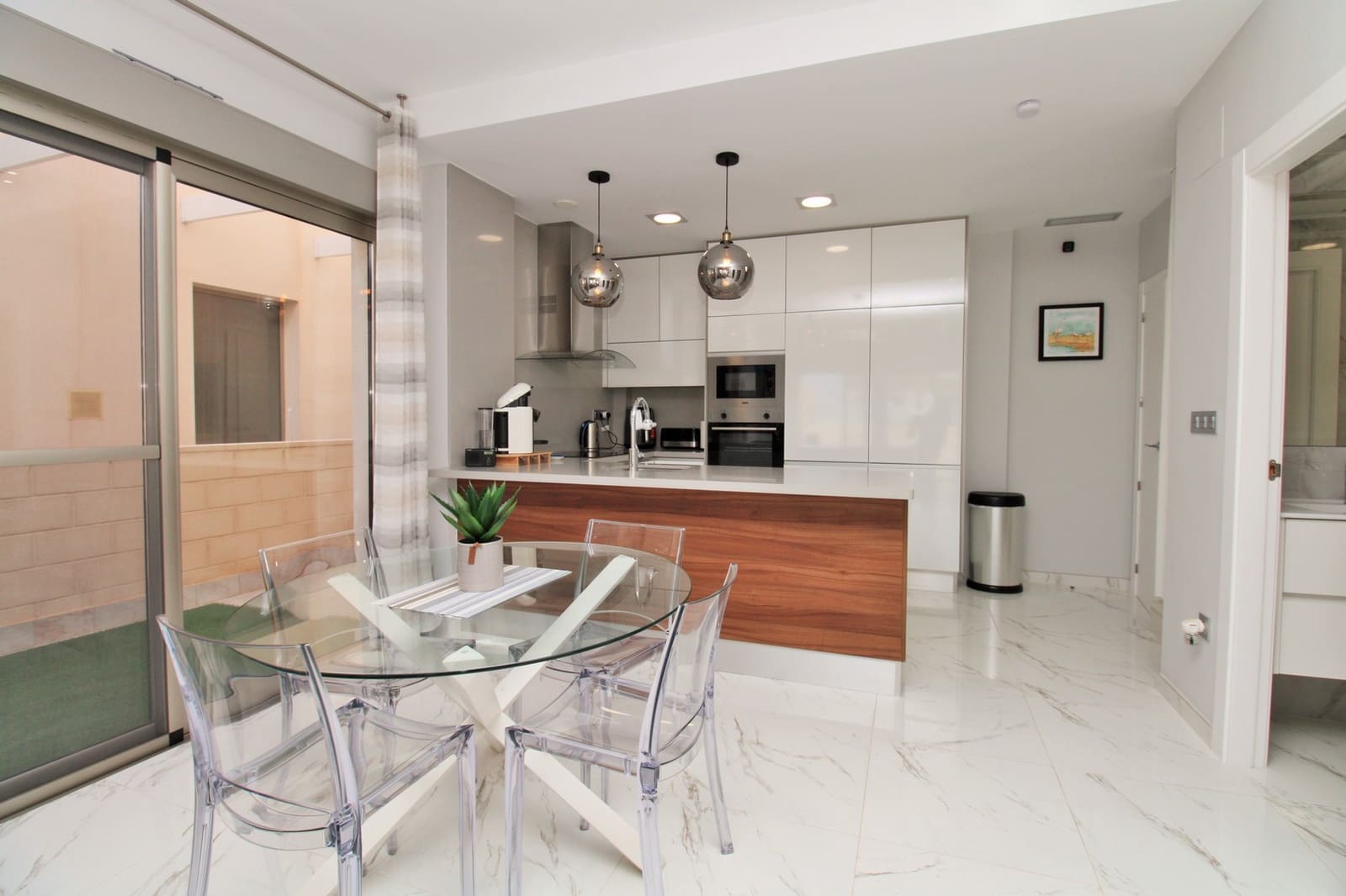 3 slaapkamer Villa te koop in Villamartin met zwembad - € 375.000 (Ref: 9729532)