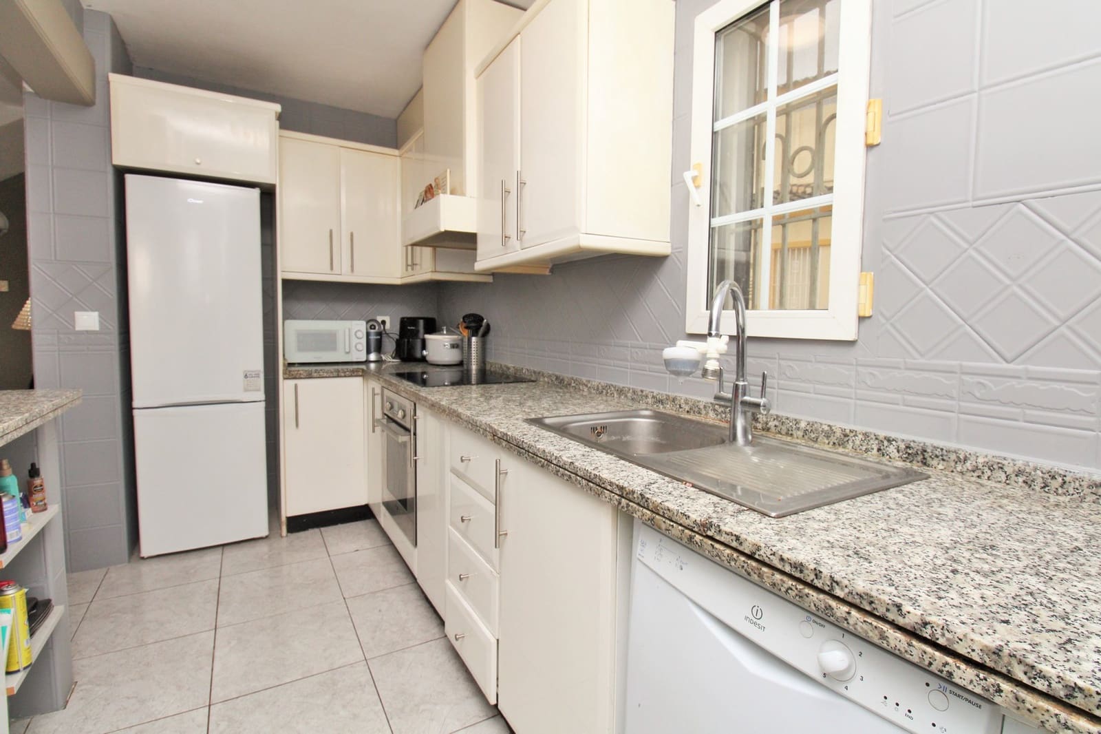 4 soveværelse Byhus til salg i Villamartin - € 295.000 (Ref: 9747296)