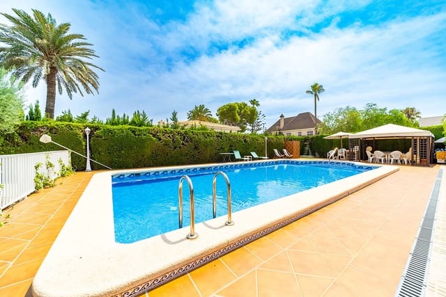 5 soverom Villa til salgs i La Zenia, Orihuela med svømmebasseng - € 885 000 (Ref: 9763285)
