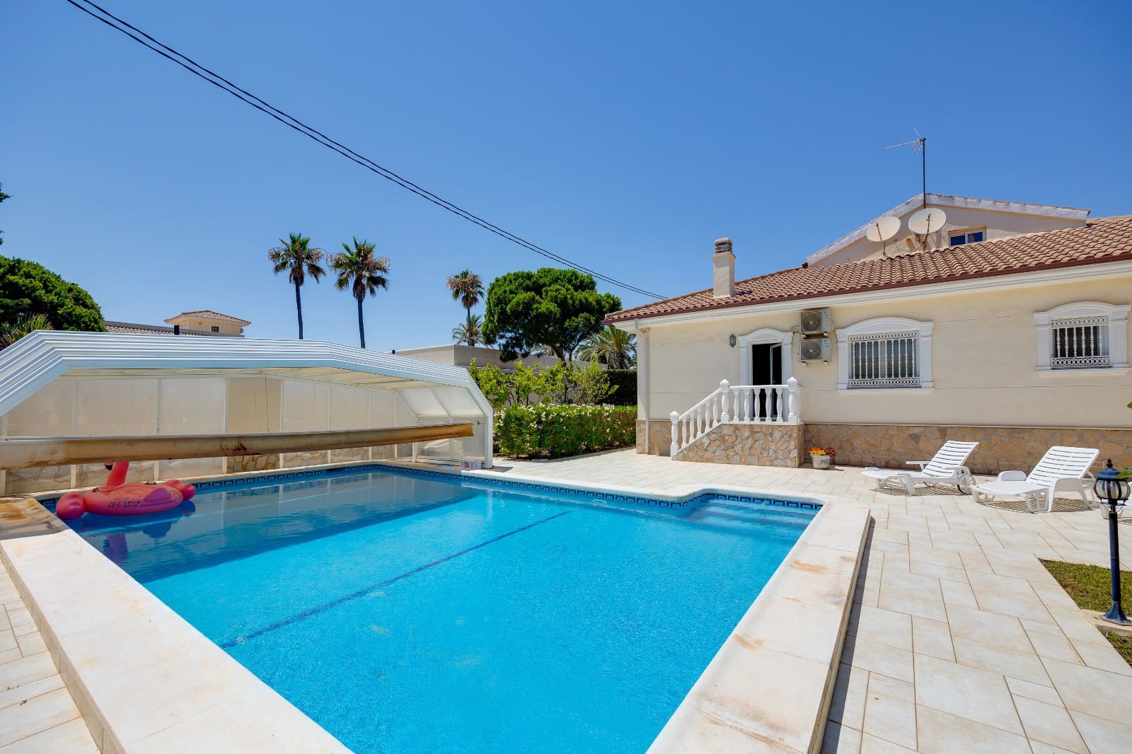 5 chambre Villa/Maison à vendre à Cabo Roig avec piscine garage - 1 100 000 € (Ref: 9769044)