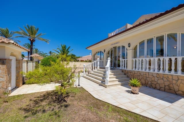 5 soveværelse Villa til salg i Cabo Roig, Orihuela med swimmingpool garage - € 1.100.000 (Ref: 9769044)