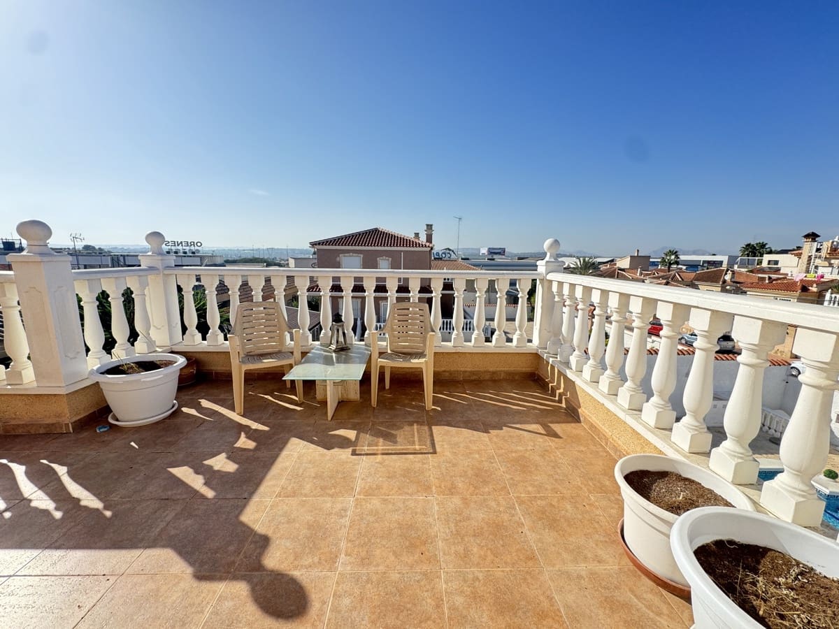 4 bedroom Villa for sale in Ciudad Quesada - € 540,000 (Ref: 9770155)