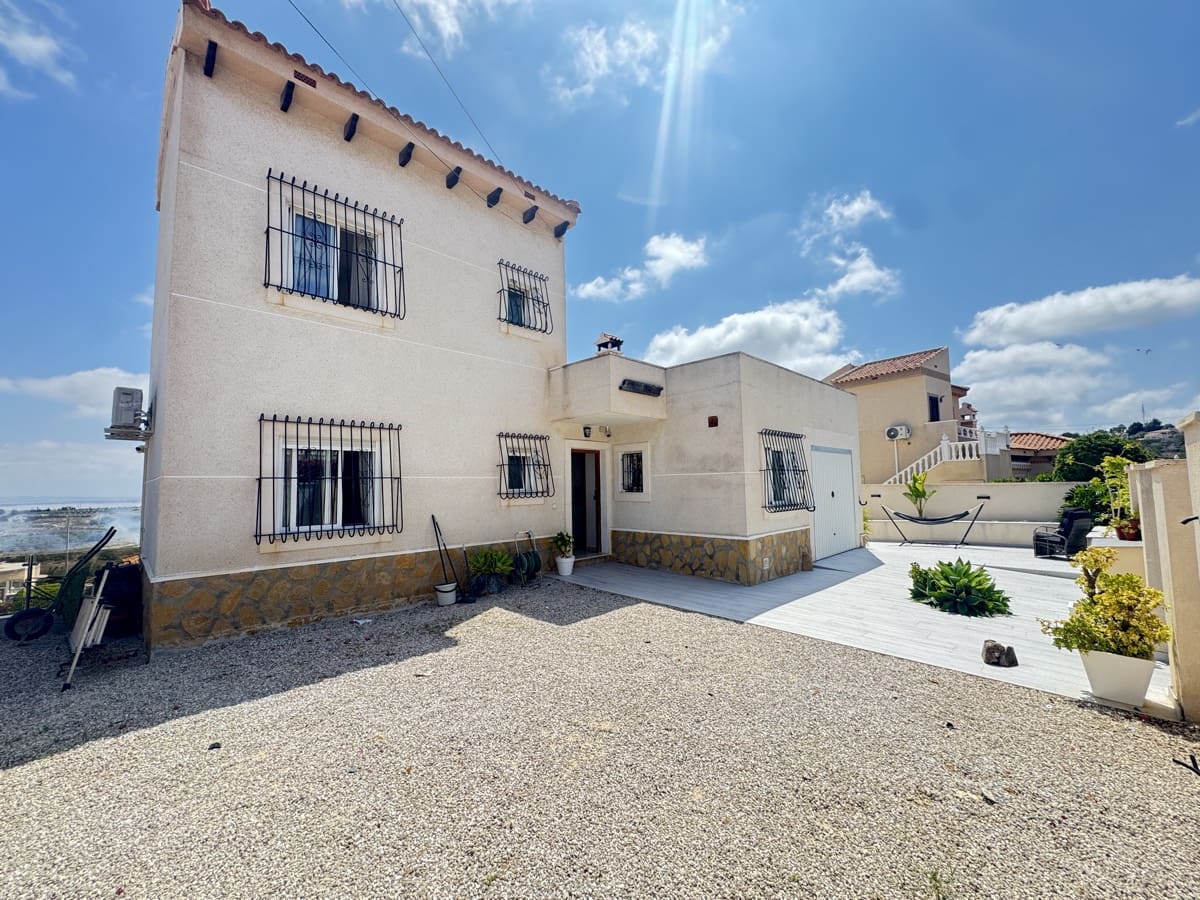 5 soveværelse Villa til salg i San Miguel de Salinas - € 599.999 (Ref: 9770160)