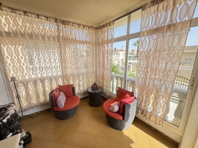 4 chambre Villa/Maison à vendre à Villamartin, Orihuela - 299 000 € (Ref: 9770168)