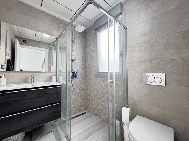 4 quarto Moradia para venda em Lomas de Cabo Roig - Los Dolses, Orihuela com piscina garagem - 649 000 € (Ref: 9777321)