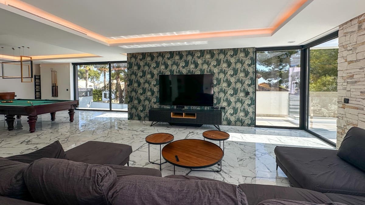 4 soveværelse Villa til salg i Villamartin med swimmingpool garage - € 2.950.000 (Ref: 9778757)