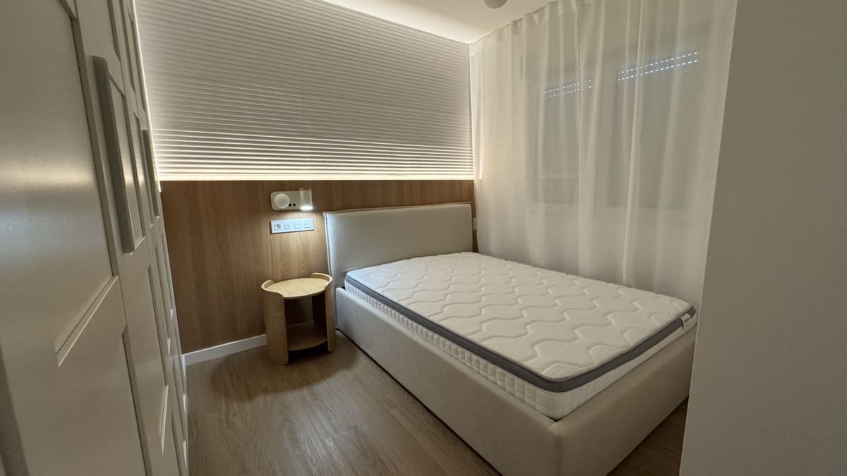 2 bedroom Apartment for sale in Alicante / Alacant city - € 249,000 (Ref: 9778760)