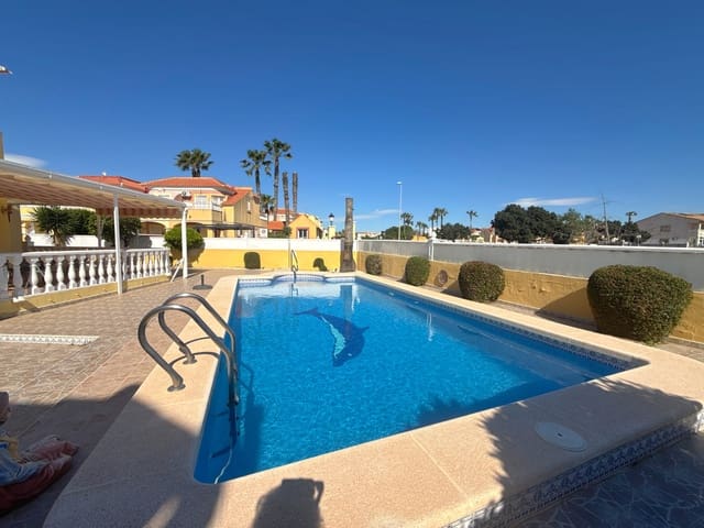 3 soveværelse Villa til salg i Cabo Roig, Orihuela med swimmingpool garage - € 344.950 (Ref: 9785126)