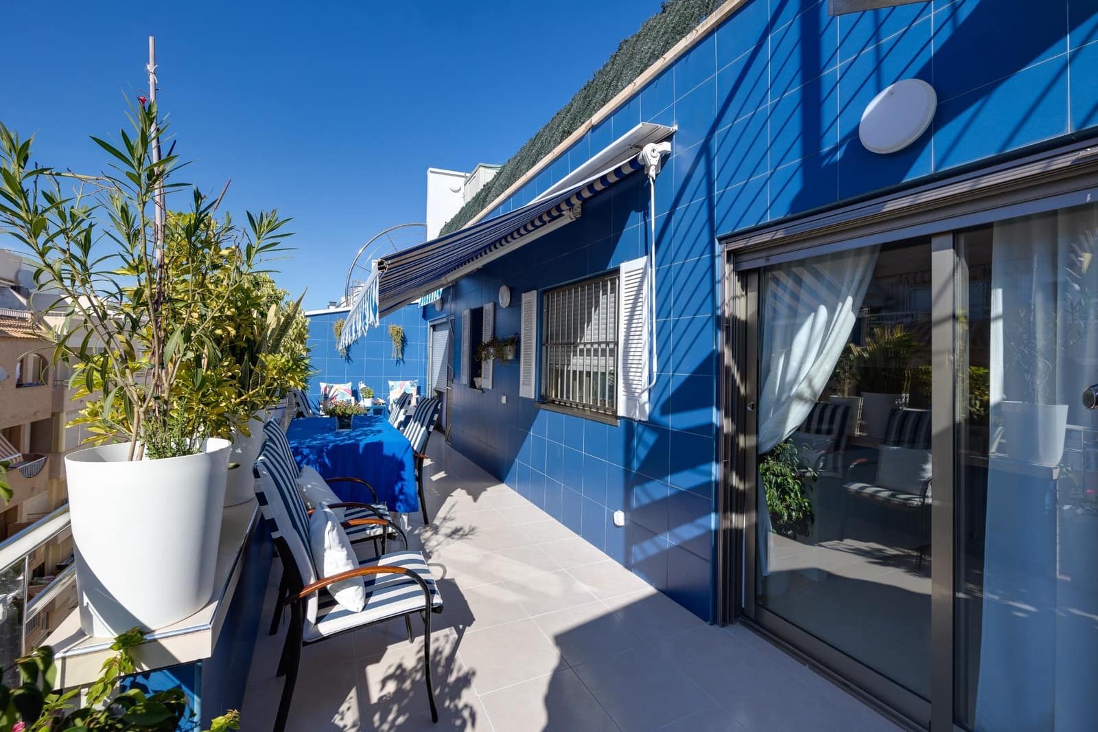 3 soveværelse Lejlighed til salg i Torrevieja med swimmingpool garage - € 350.000 (Ref: 9785128)