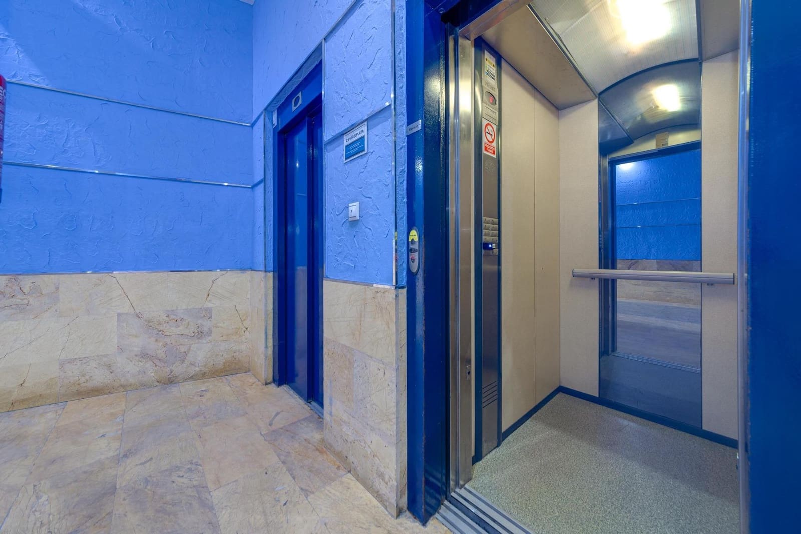 3 soveværelse Lejlighed til salg i Torrevieja med swimmingpool garage - € 350.000 (Ref: 9785128)