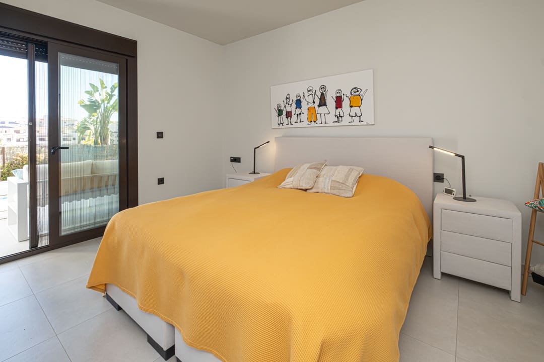 2 soverom Leilighet til salgs i Las Ramblas Golf med svømmebasseng - € 399 500 (Ref: 9795730)