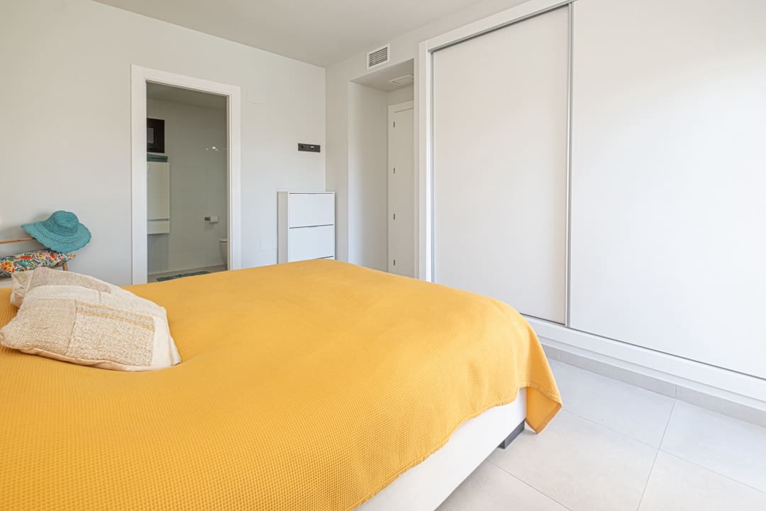 2 soverom Leilighet til salgs i Las Ramblas Golf med svømmebasseng - € 399 500 (Ref: 9795730)