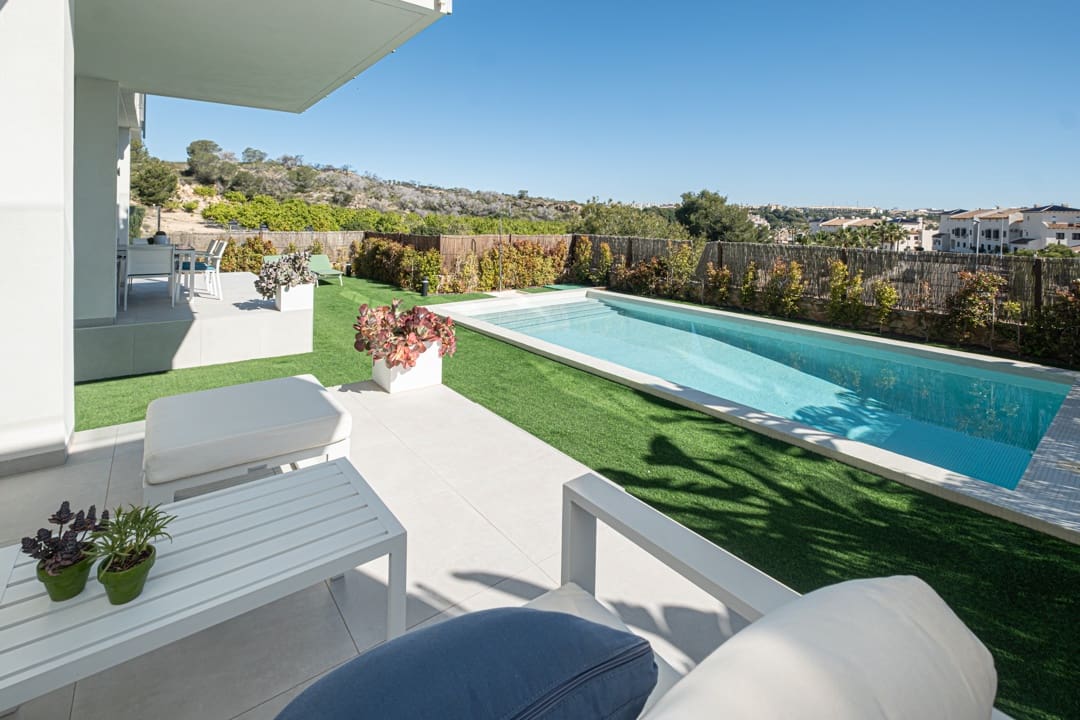 2 soverom Leilighet til salgs i Las Ramblas Golf med svømmebasseng - € 399 500 (Ref: 9795730)