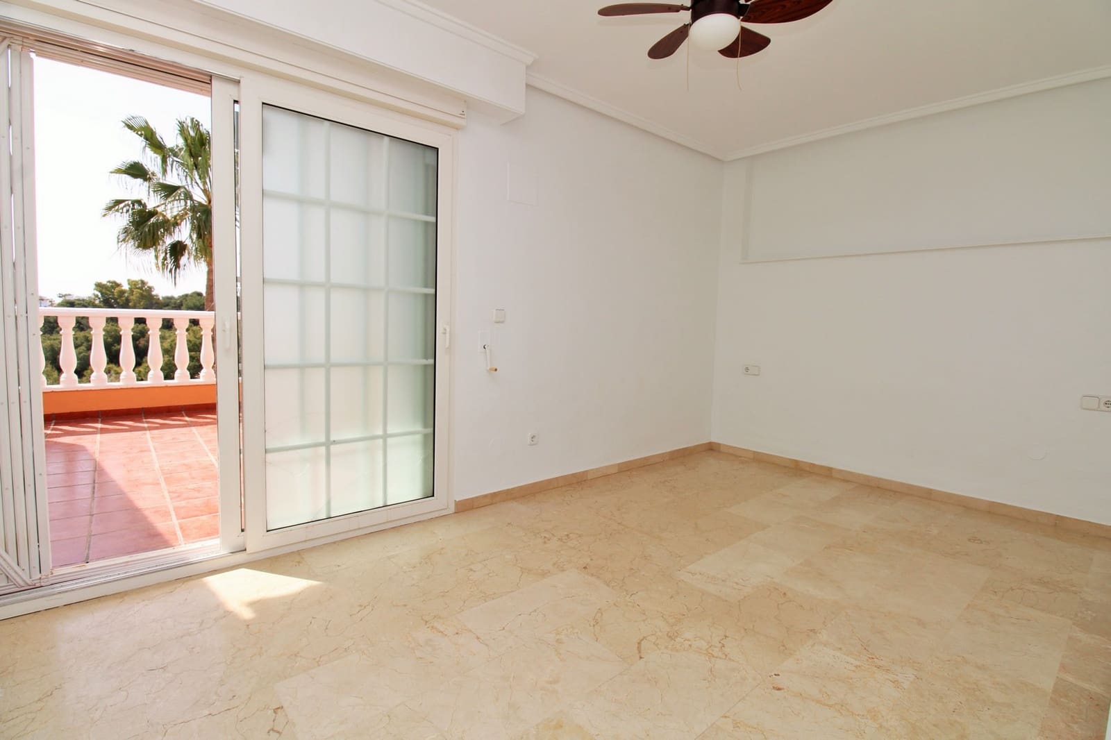 3 bedroom Townhouse for sale in Villamartin - € 229,000 (Ref: 9795732)